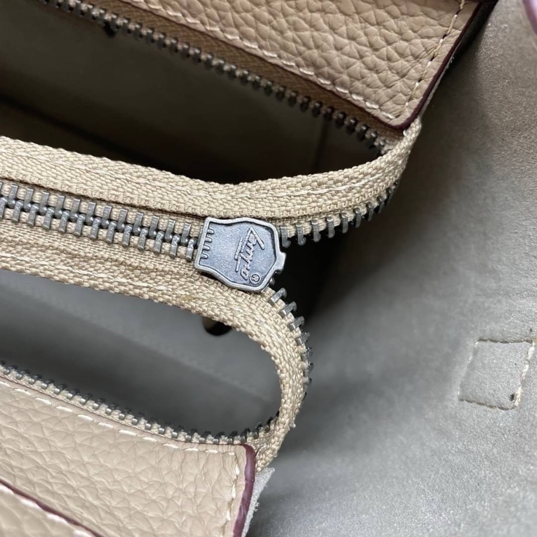 ORI หนังแท้ | Celine Luggage Tote Nano Bag20cm กระเป๋าสะพายทรงโท้ท ดีไซน์เป็นเอกลักษณ์ เรียบหรูดูแพง