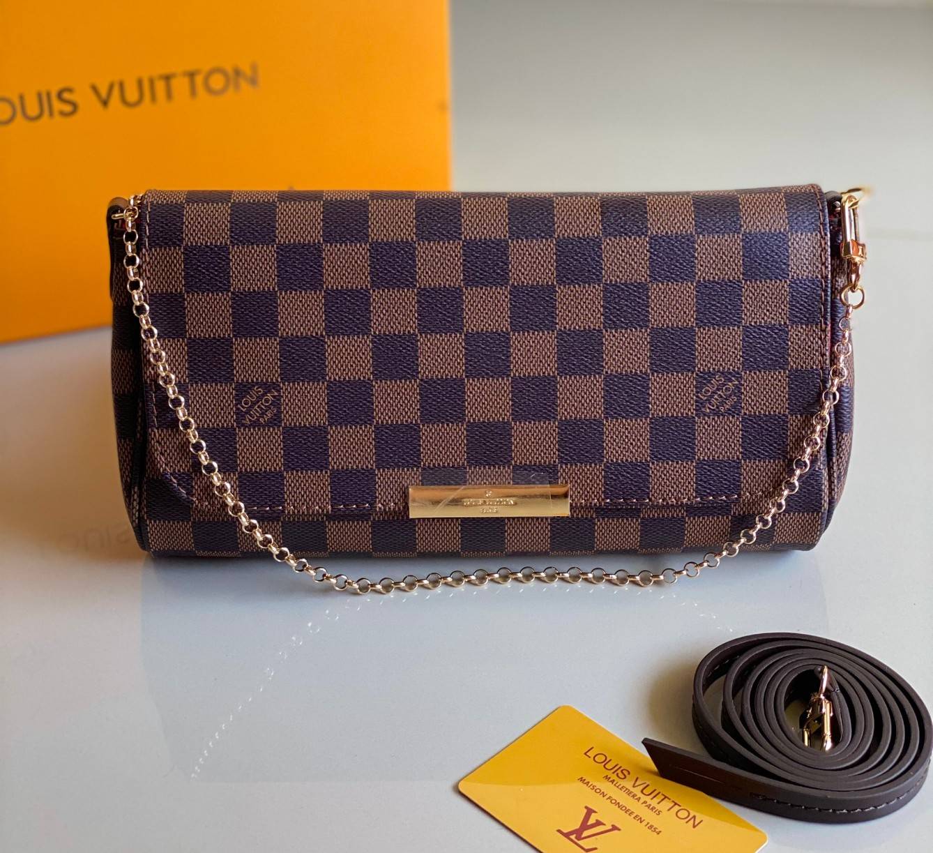 VIP 】หนังแท้ LOUIS VUITTON Favorite Monogram Damier Ebene MM