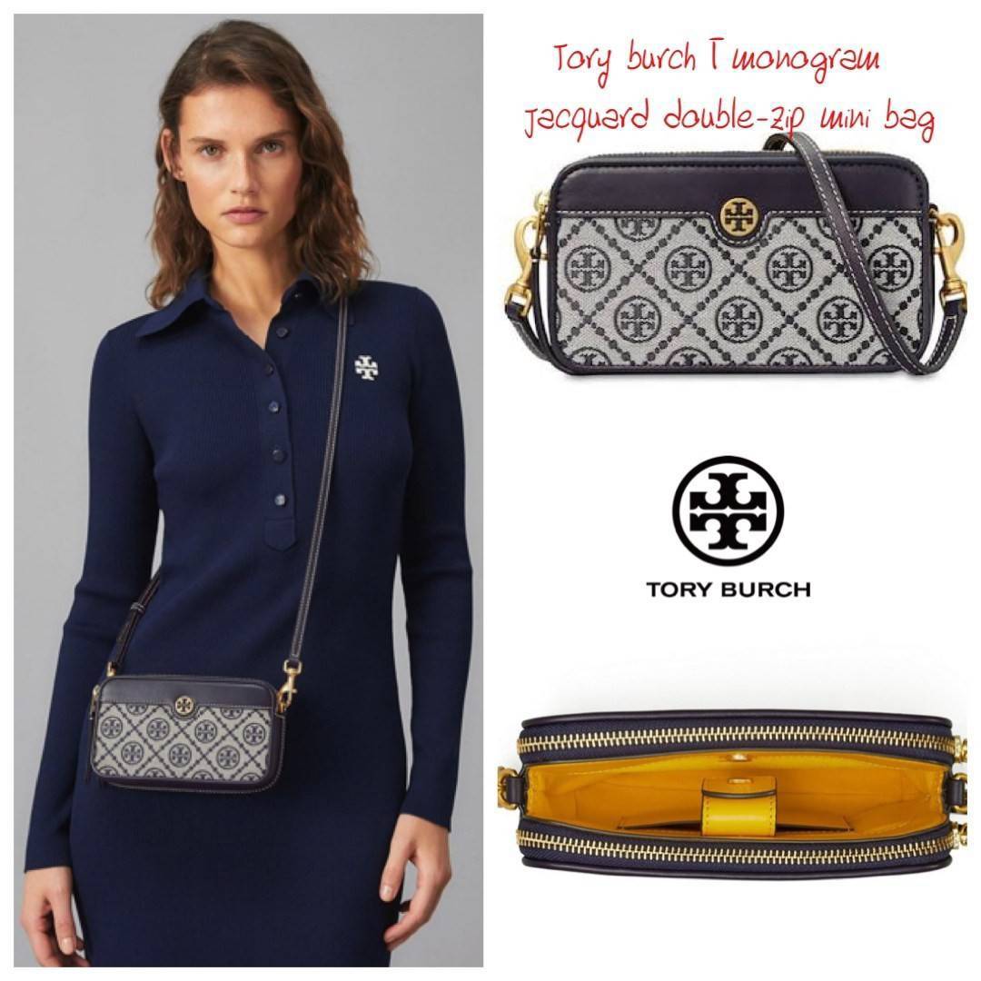 ของแท้ 💯% Tory burch t monogram jacquard double-zip mini bag พลาดไม่ได้กับTory burch ที่รนำเอาลวดลาย T Monogram มารังสรรค์ลงบนไอเท็มต่างๆ ในคอลเล็กชั่นการทอลายแบบแจ็กการ์ดสุดประณีต
