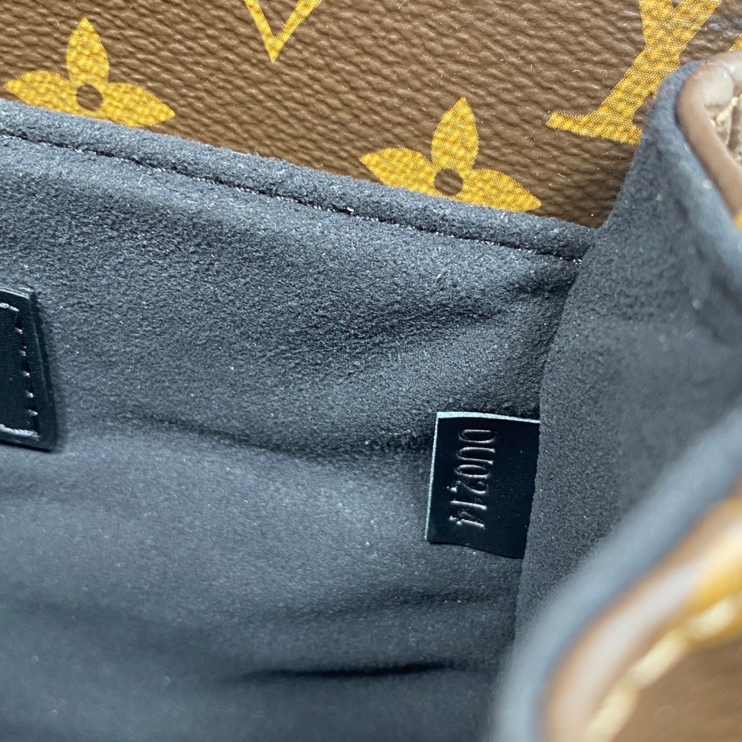 LV Pochette Metis Backpack / lvmetis กระเป๋าสะพายทรงใหม่สะพายหลังได้ ยกระดับให้ตัวเอง กับไอเท็มใหม่ล่าสุดเลิศปัง ที่สาวๆตามหา คลาสสิค