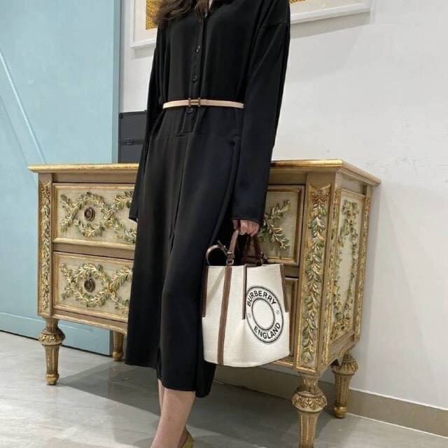 พรีเมี่ยมกิ๊ฟแท้ 100% 】Burberry canvas Bucket Bag Vip Gift with Purchase กระเป๋าถือหรือสะพายข้าง วัสดุ canvas อยู่ทรง ภายในโล่ง จุของได้เยอะ