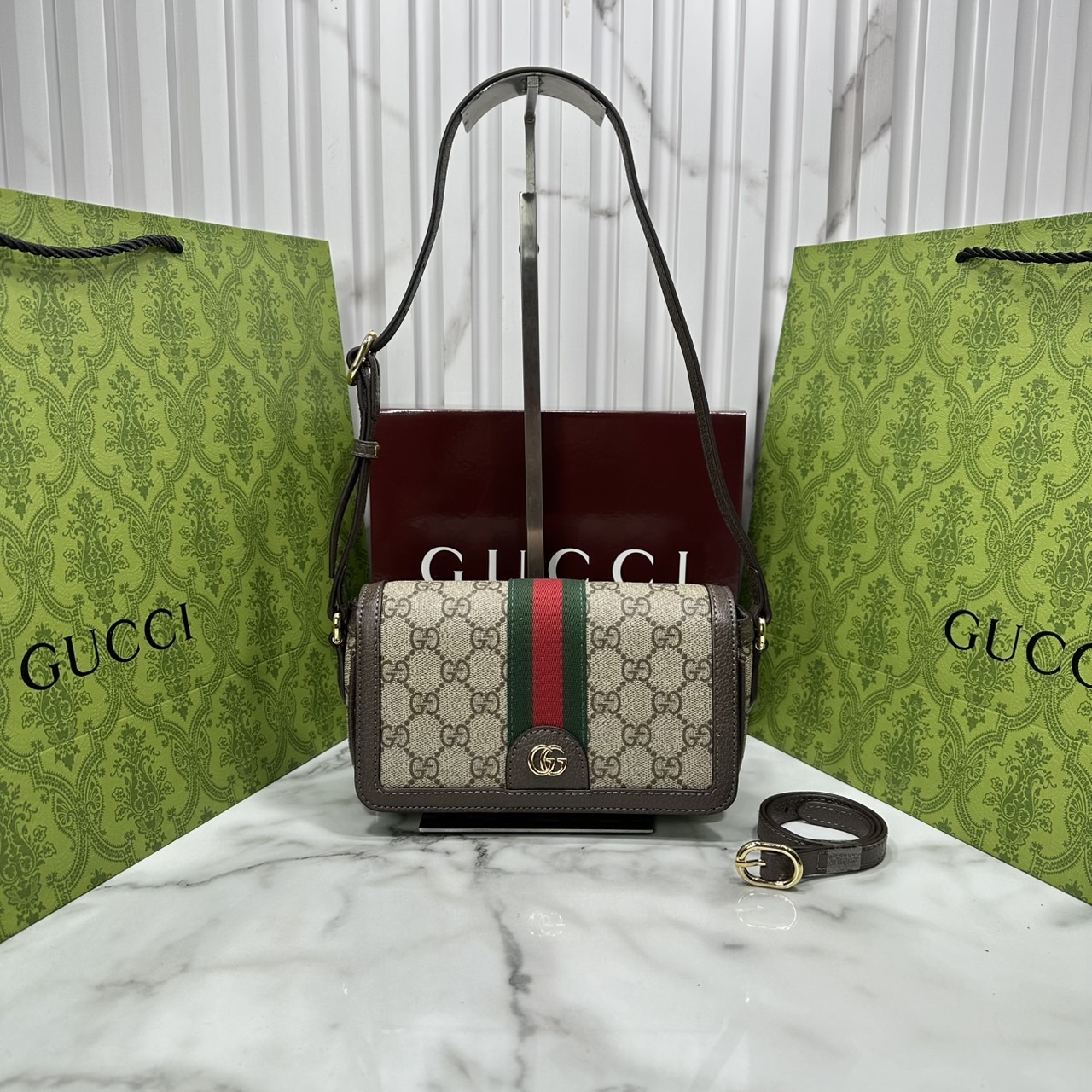 ORI หนังแท้ | Gucci Ophidia mini shoulder bag Monogram Double G / Gucci Crossbody Bag กระเป๋าสะพาย คอลเล็กชั่น Ophidia มอบชีวิตชีวาให้กับมรดกของแบรนด์ด้วยแถบ Web