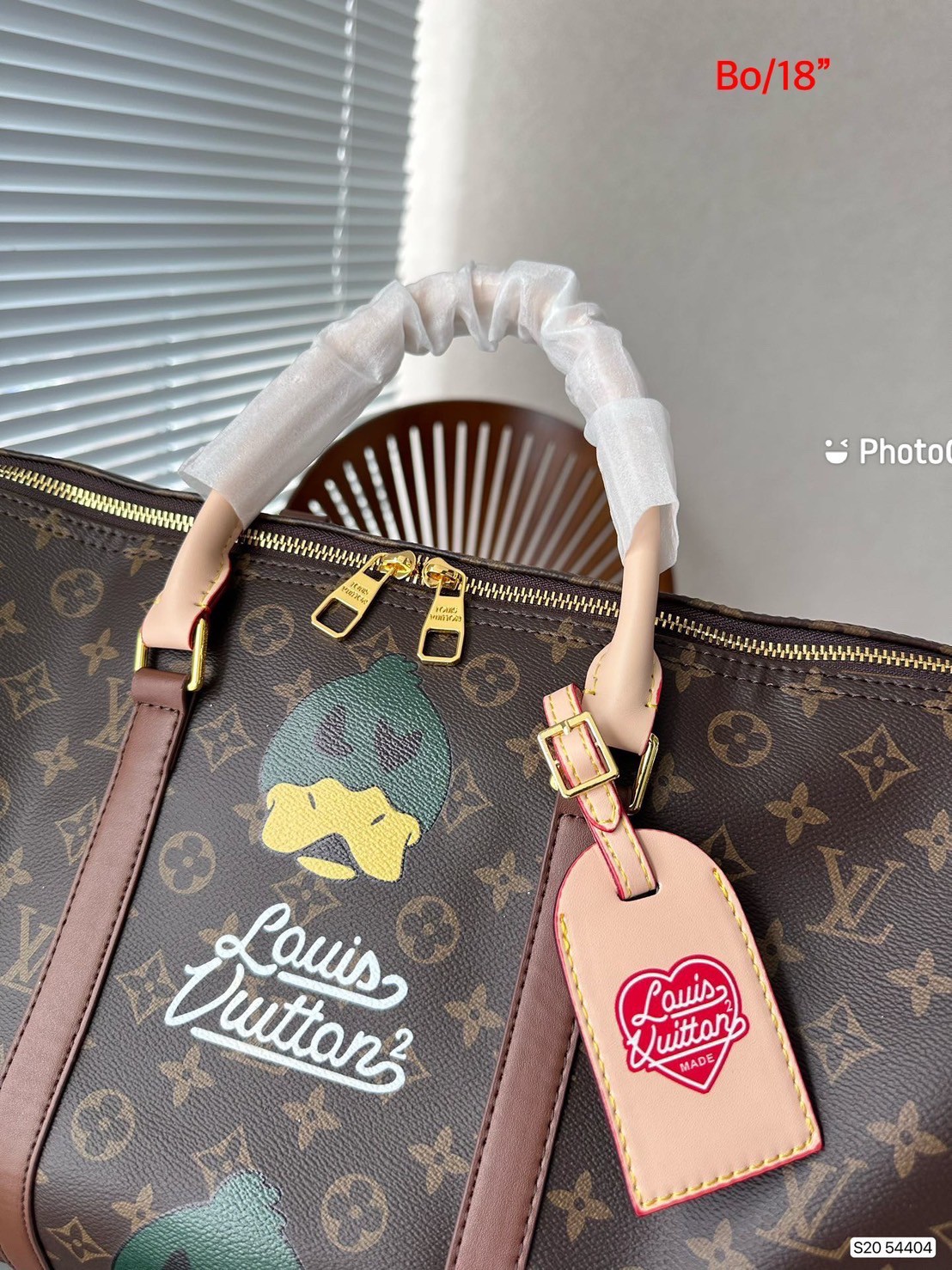 LV Keepall Bandouliere 45 / LV Travel Bag พร้อมส่ง กระเป๋าเดินทางสุดคลาสสิค ลิมิเต็ด ไอเท็มที่จะทำให้การเดินทางไม่ธรรมดาอีกต่อไป ด้วยดีเทลความเป็นเอกลักษณ์