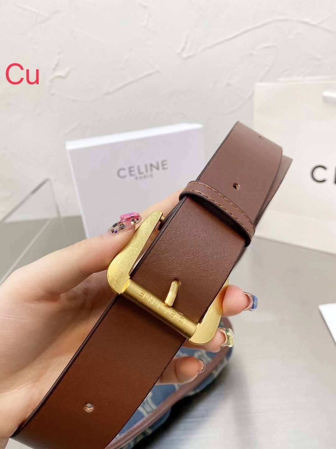 CELINE Macadam Denim Belt Bag / Celine Denim waist bag / Celine Denim Belt Bag กระเป๋าคาดอก/คาดเอวเซลีน งานผ้าแคนวาสเดนิมอย่างดี ใช้งานทน สายหนัง ภาพถ่ายจากงานขายจริง คุณภาพเทียบแท้ ใช้งานต่างประเทศได้