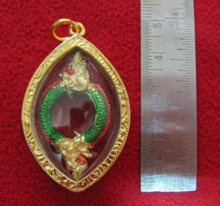 สินค้าหมดค่ะ จี้บ่วงนาคบาศ2เศียรเนื้อลงยาแดงเขียวเลี่ยมทองไมครอนพร้อมใบคาถาค่ะ