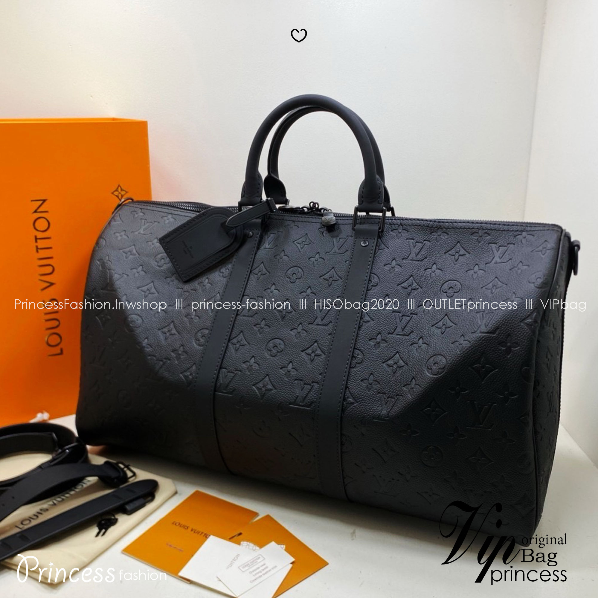 สลับแท้ LV Keepall Bandoulière 50 Bag กระเป๋าเดินทางหนังแท้ Monogram Shadow ปั้มลายนูน หรูหราและเทห์อย่างลงตัว เป็นรุ่นที่ขายดีตลอดกาล