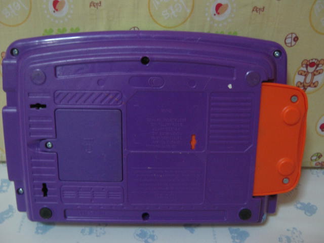 Fisher-Price Fun-2-Learn Color Flash Laptop ของเล่นมือสอง