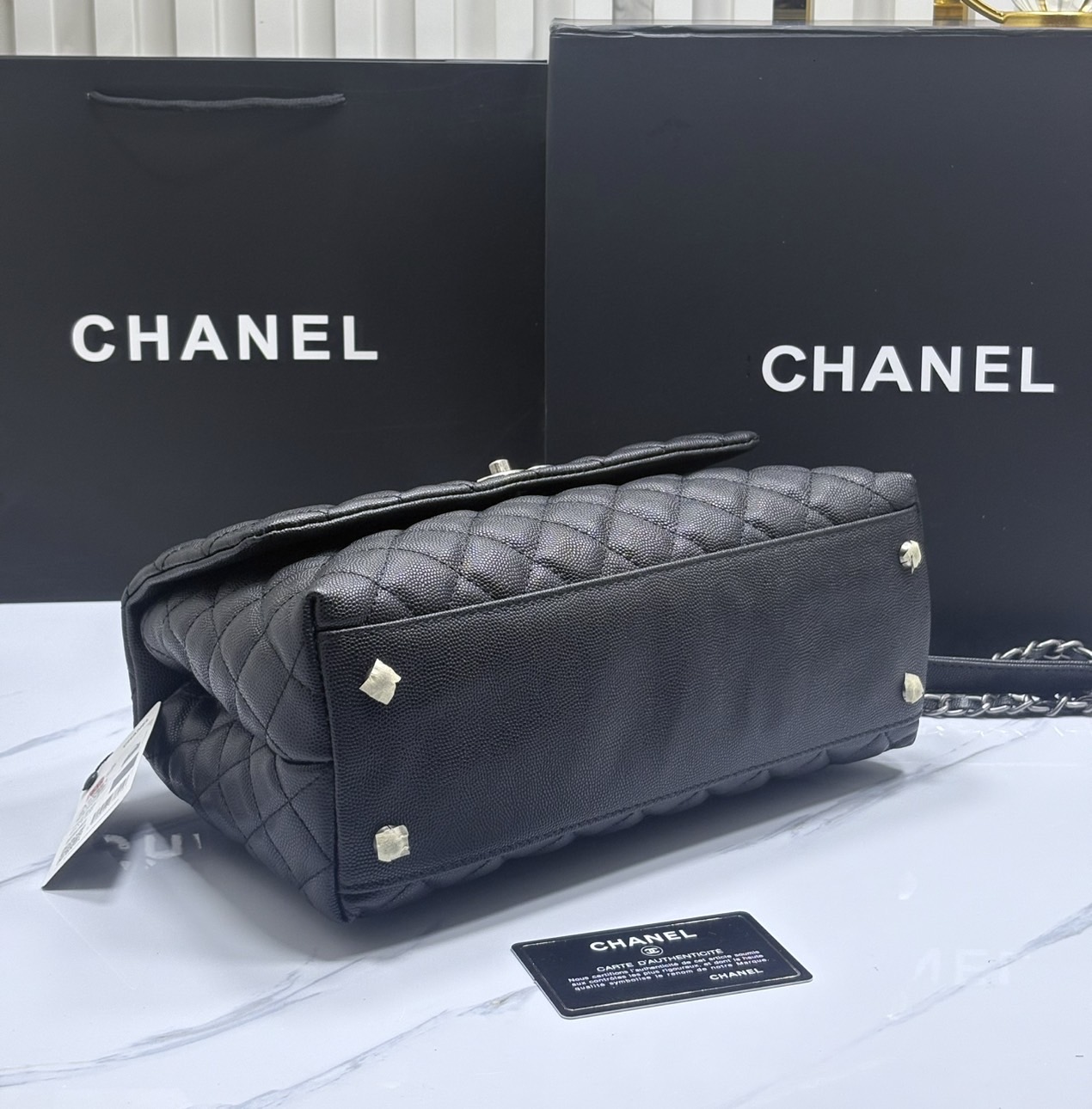 ORI หนังแท้ | Chanel Coco Top Handle Bag Medium 30cm กระเป๋าสะพายสุดคลาสสิค สวยหรูดูแพงเป็นอมตะ