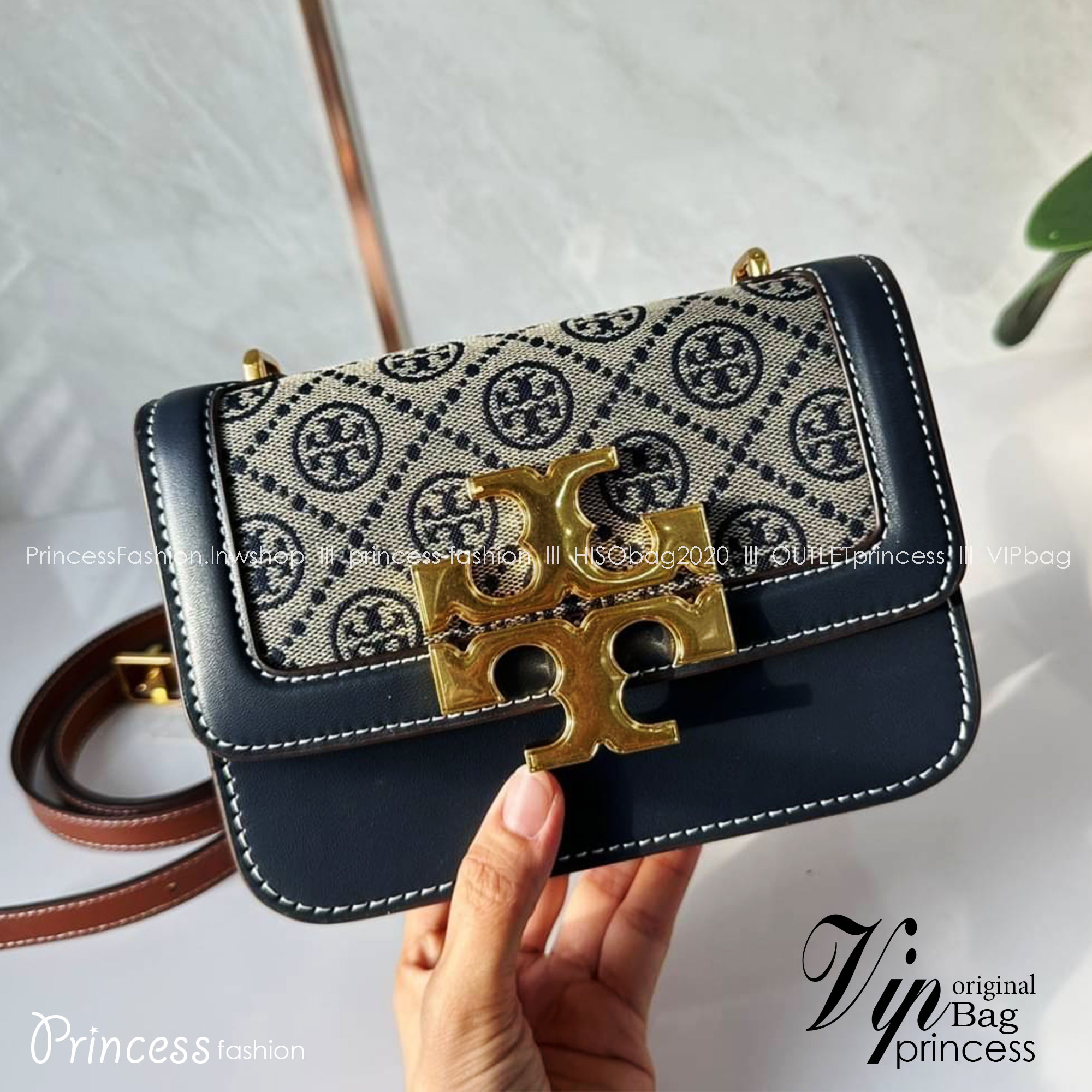 TORY BURCH Eleanor T Monogram Small Convertible Shoulder Bag / Tory Burch Eleanor Classic Jacquard Bag กระเป๋าสะพายดีเทลขอบประณีต
