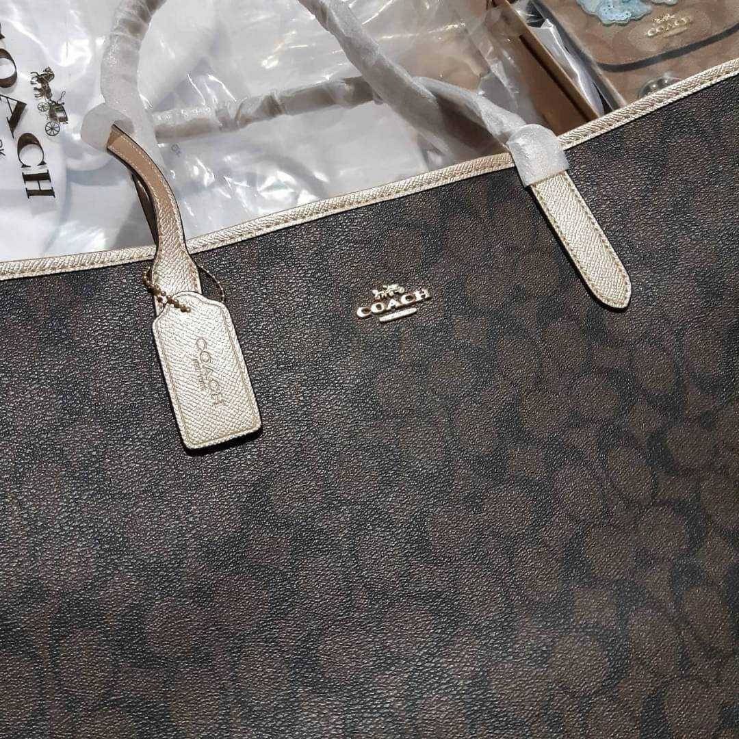 COACH C5696 CITY TOTE IN SIGNATURE CANVAS กระเป๋าถือทรงโท้ทใบใหญ่ ใส่ของได้ของครบครัน รุ่นใหม่ล่าสุด!!