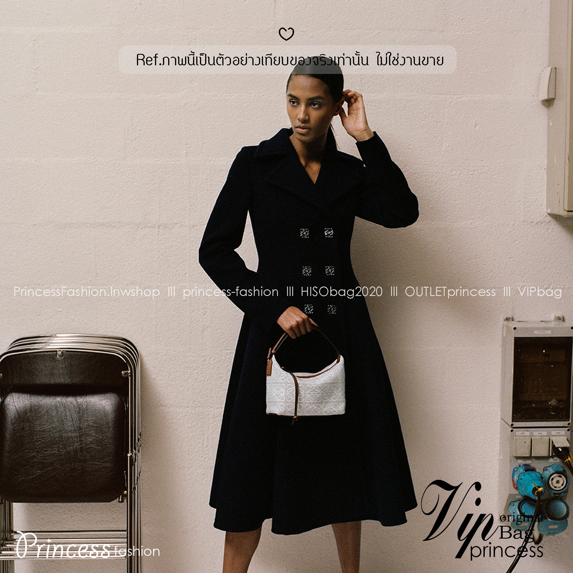 LOEWE Cubi Small Logo Canvas Top Handle Bag กระเป๋าทรงสวยดีไซน์ยอดฮิตประจำปีเลย! ปักโลโก้แบรนด์บนผ้าทั้งใบเป็นเอกลักษณ์ หูจับปรับได้ สวยหรูวินเทจ