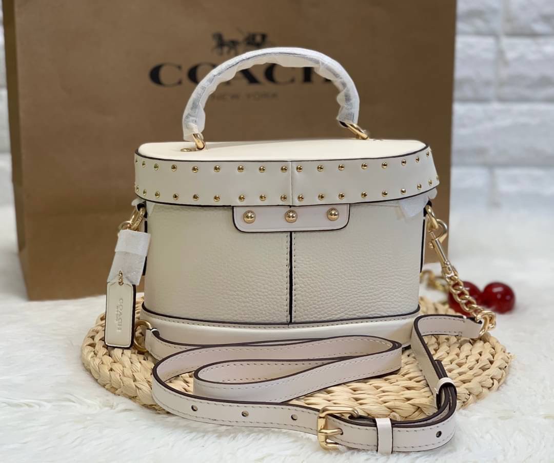 COACH GEORGIE GEM CROSSBODY WITH RIVETS ((5506))