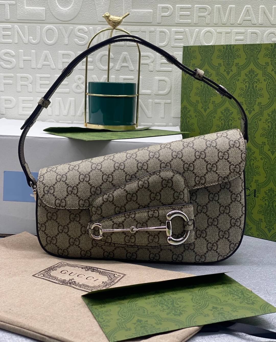 GUCCI HORSEBIT 1955 SMALL SHOULDER BAG กระเป๋าสะพายถือหรือสะพายไหล่ แคนวาสสวยอย่างดี เกรดท็อปออริจินอล 1:1 เกรดดีสุด สลับแท้