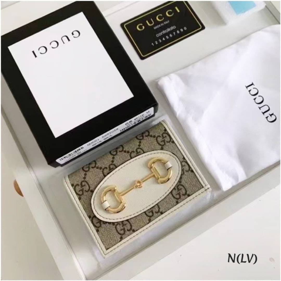 หนังแท้ GUCCI horsebit wallet / GUCCI Jackie wallet / GUCCI WALLET พร้อมส่งที่ไทย กระเป๋าสตางค์รุ่นยอดนิยม งานหนังแท้ทั้งใบ ภาพสินค้าถ่ายจากงานขายจริง ใช้งานต่างประเทศได้ สวยๆ กันแล้ววันนี้ ใบนี้ must have..ค่ะ.!!