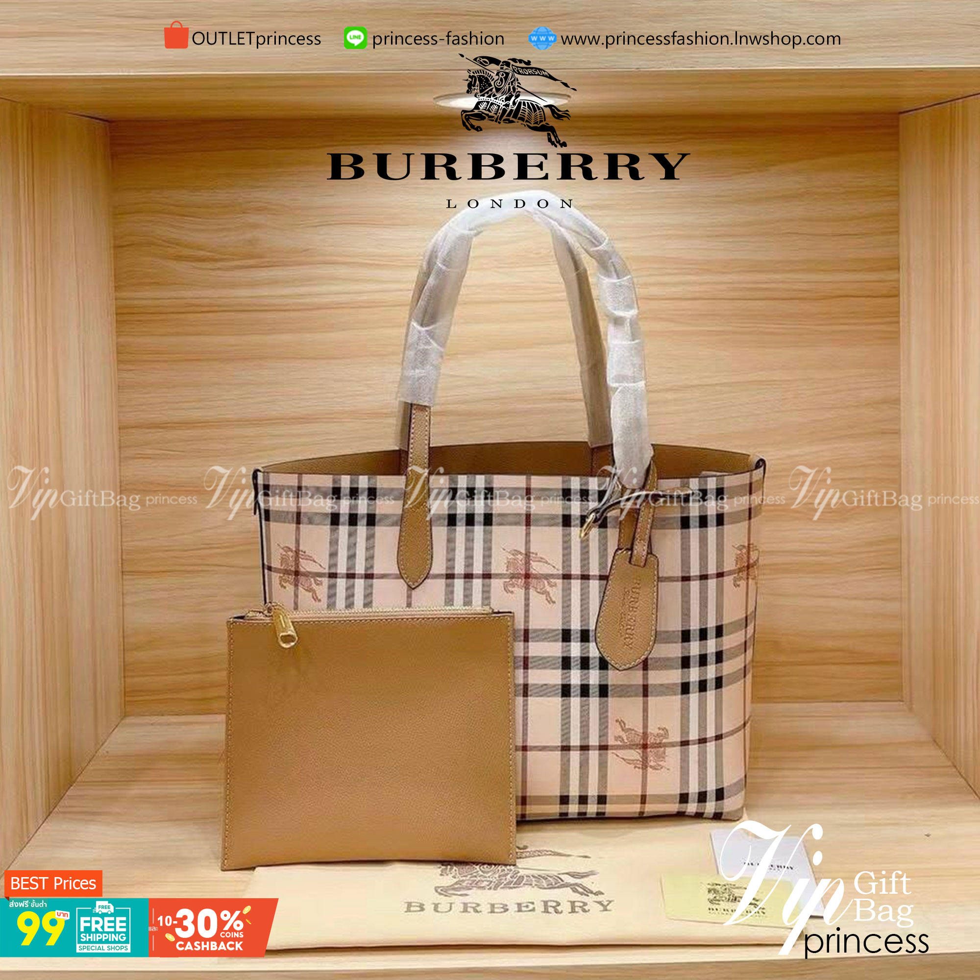 BURBERRY Leather Haymarket Check Medium Reversible Tote Bag กระเป๋าสะพายไหล่ทรงช้อปปิ้ง ทรงคลาสสิค ฮิตตลอดกาล ทรงสวยขนาดกำลังดี ตัวกระเป๋า วัสดุหนัง Pu ด้านหน้าติดโลโก้แบรนด์ ด้านในเป็นลายแรนด์ **สามารถใช้ได้ทั้ง2ฝั่ง ประดับด้วยป้ายแท็คหนัง ภายในช่องหลัก 