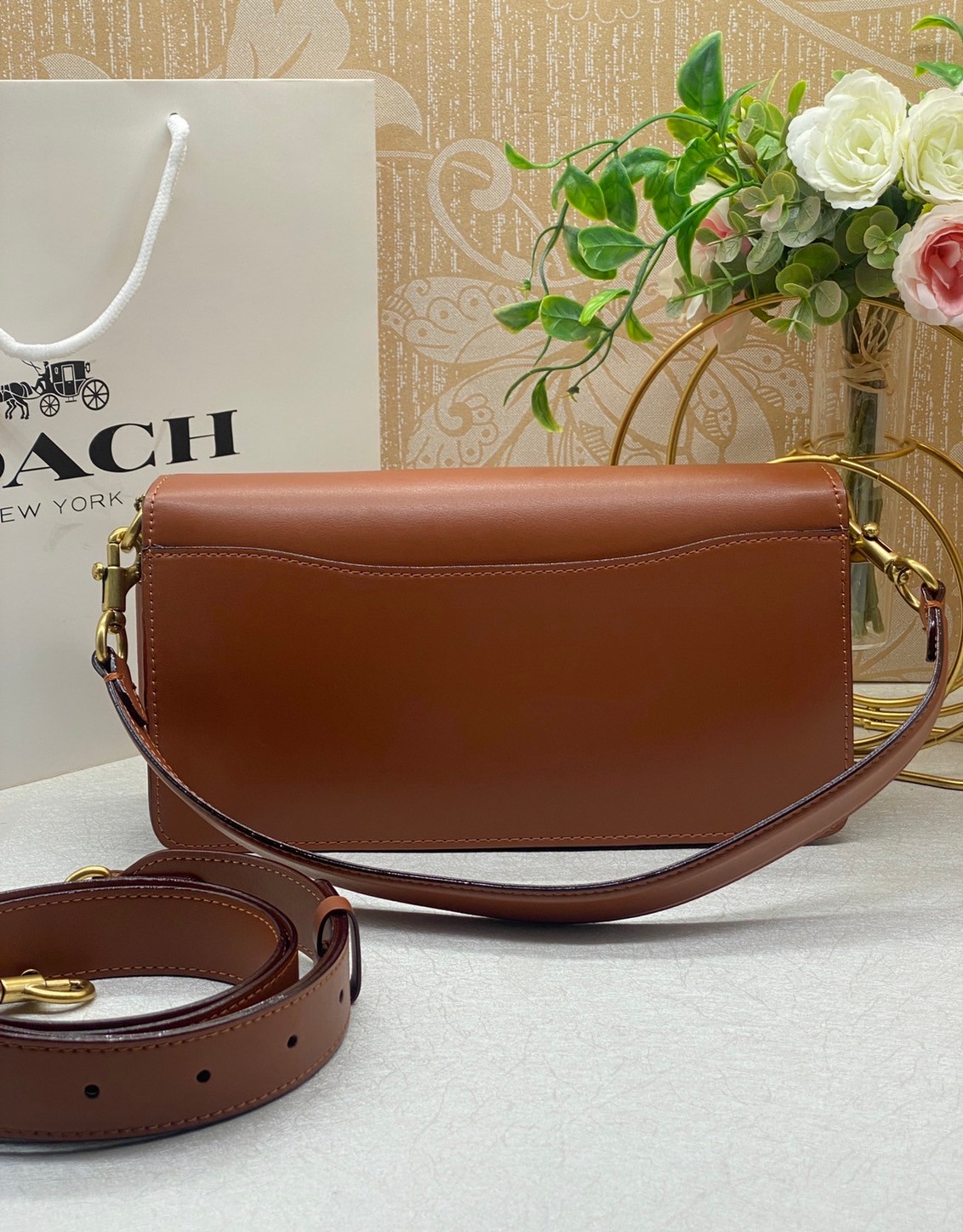 COACH TABBY CROSSBODY WRISTLET 26cm สีใหม่ล่าสุด ต้อนรับสงกรานต์นี้ รุ่นนี้ต้องเข้าแล้ว พกพาได้ตลอดวันเลย ห้ามพลาดค่ะ!