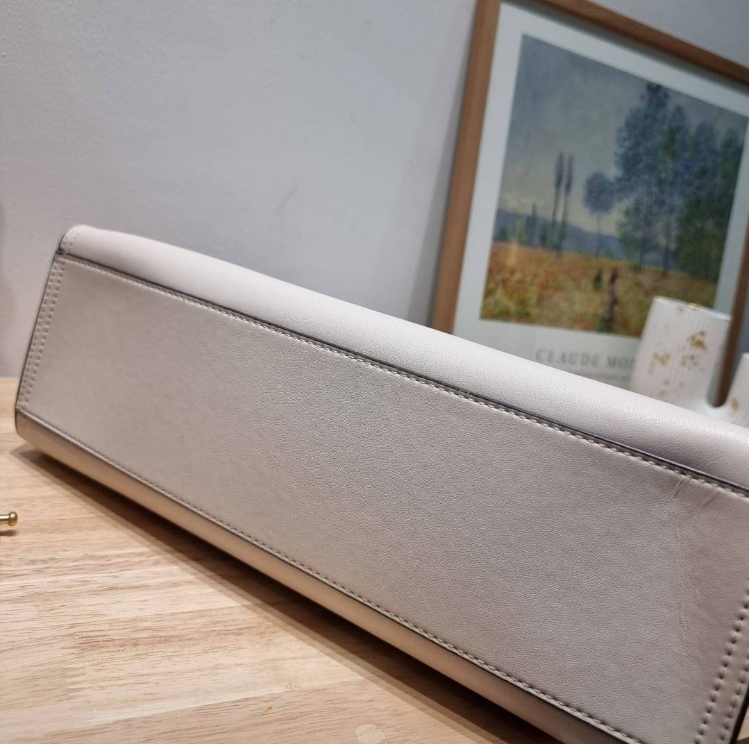 TORY BURCH ECO ELLA TOTE BAG / TORY TOTE BAG พร้อมส่ง 3 สี กระเป๋าสะพายทรงโท้ท ขนาดกำลังสวย จุของได้เต็มที่ รูปทรงคลาสสิคชวนใช้ โดดเด่นด้วย patch โลโก้ คอลเลคชั่นน้องใหม่ ส่งมาให้สาวๆได้ใจฟูอีกหนึ่งไอเท็ม