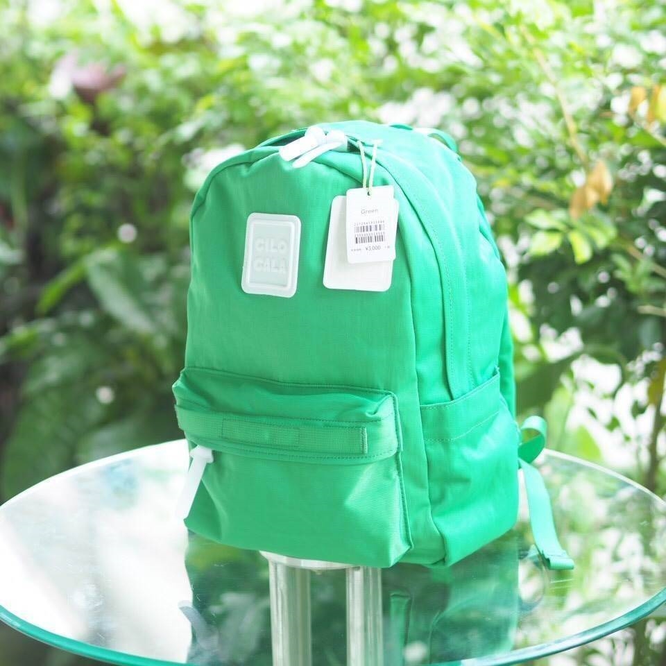 Cilocala backpack Size S กระเป๋าแบ็คแพ็คสีหวานที่ฮิตกันอย่างมากในหมู่วัยรุ่นญี่ปุ่นและฮ่องกง ด้วยสีหวานๆ โทนพาสเทล ดีไซน์น่ารัก ทันสมัย สำหรับสาวๆ ที่ชอบเก็บของกระจุกกระจิก เพราะมีช่องด้านในเป็นแยกเป็นสัดส่วน จะสะพายไปเรียนหรือแบ็คแพ็คไปเที่ยวได้หมดเลยค่า