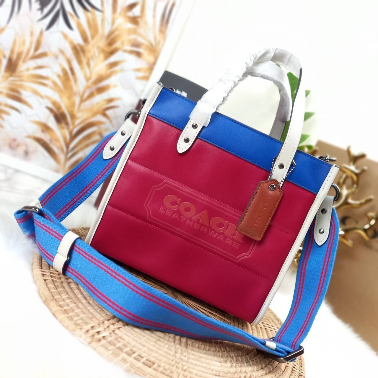 COACH CASUAL STYLE STREET STYLE 2WAY PLAIN LEATHER ELEGANT STYLE (C6958 C6852) 🌺 ที่สุด! ของที่สุด!! กระเป๋าถือ กระเป๋าสะพายรูปทรงสุดฮิต สุดคลาสสิค รุ่น UNISEX ที่ชิคๆ สบายๆ ได้ทั้งชายและหญิง// วัสดุหนังแท้ทั้งใบ ตัดเย็บด้วยหนังเนื้อนุ่มพิเศษ หนา 