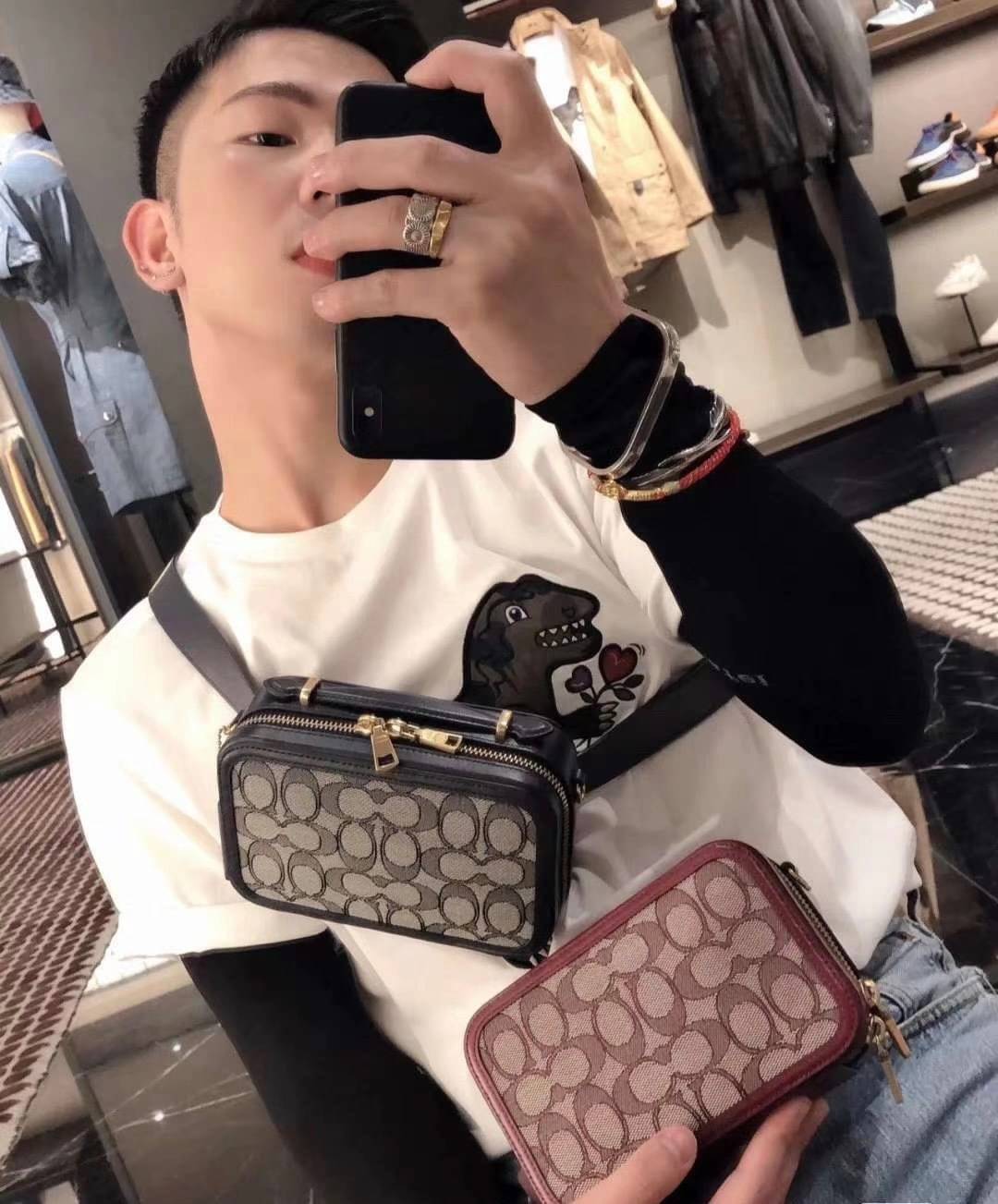 COACH ALIE BELT BAG IN SIGNATURE JACQUARD ((4813))