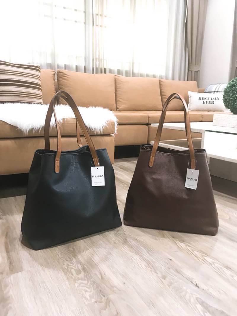 MANGO LARGE SHOPPING BAG กระเป๋าสะพายใบใหญ่น้ำหนักเบาวัสดุหนังแกะสังเคราะห์ขึ้นลายสวยน่าใช้โดดเด่นที่สามารถปรับใช้ได้2ทรงไม่จำเจอเปิด-ปิดด้วยแถบคาดกระดุม ภายในกว้างและจุสุดๆ สามารถใส่เอกสาร A4 หนังสือ ipad เสื้อผ้า รองเท้าได้ ภายในมีช่องซิปและโลโก้หนัง หู