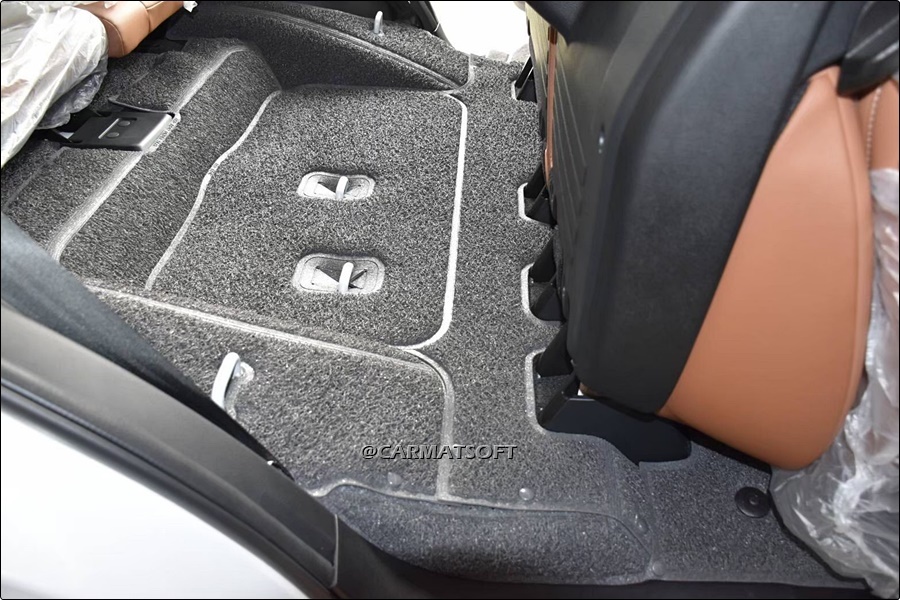 พรมดักฝุ่นไวนิลรีดขอบ ISUZU MU-X 2021 พรมดักฝุ่นในรถ สีเทา+เเผ่นท้ายเเถว3