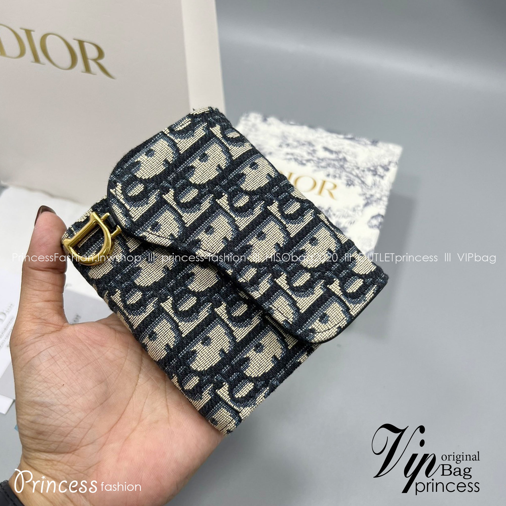 TopORI DIOR SADDLE LOTUS WALLET Oblique Jacquard / Dior wallet กระเป๋าสตางค์ 3 พับ พร้อมส่ง 2 สี **สินค้าเกรดท็อปออริจินอล 1:1 สลับแท้ งานสวยตามรูป ภาพถ่ายจากงานขายจริง ใช้งานต่างประเทศได้