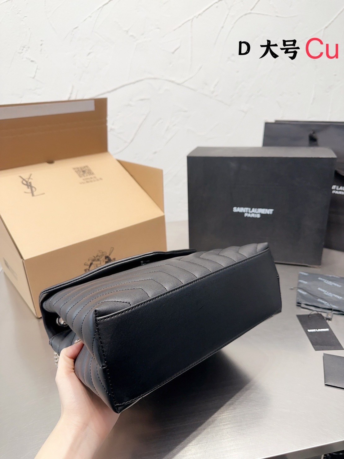 YSL Loulou medium quilted leather shoulder bag / YSL Loulou chain Bag 12" พร้อมส่ง 3 สี กระเป๋าสะพายรุ่นขายดี ทรงสวยคลาสสิค ใช้ได้บ่อยไม่มีเบื่อ ดีไซน์เรียบหรู ดูแพง