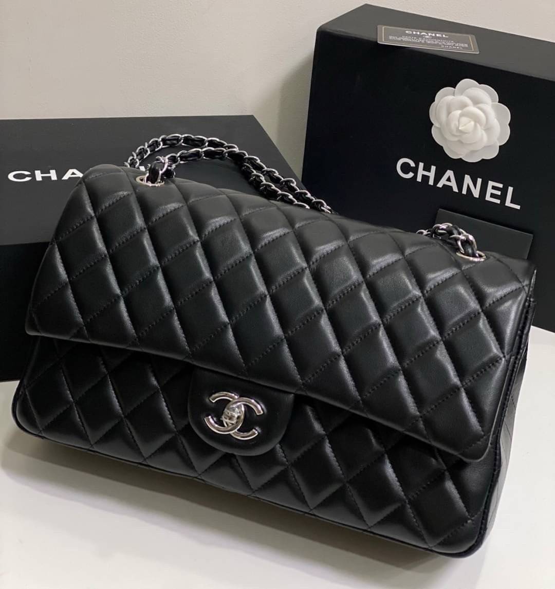 ORI หนังแท้ | CHANEL Classic Jumbo flap Bag 30cm กระเป๋าสะพายรุ่นยอดฮิตตลอดกาล นาทีนี้ต้องซื้อเก็บไว้ รุ่นไอคอนิกที่คุ้มค่า สวยงามหรูหราเหนือกาลเวลา