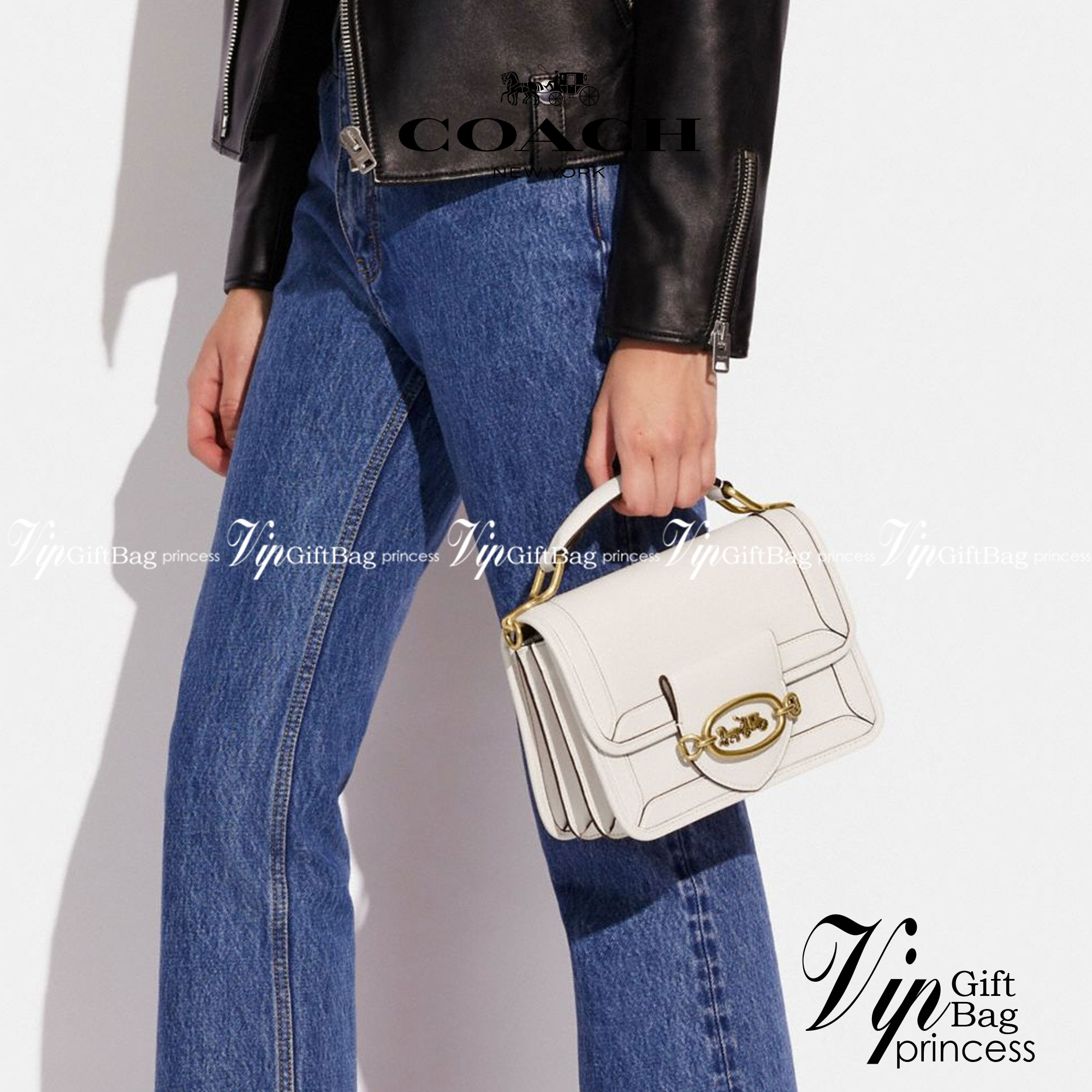 COACH C8449 HERO SHOULDER BAG / COACH C8450 HERO SHOULDER BAG IN SIGNATURE CANVAS ดีไซน์ใหม่ล่าสุด ที่มาพร้อมความหรูยกระดับ กระเป๋าถือ/สะพายข้าง ออกแบบทรงสวย คลาสสิค ขนาดกำลังพอดี ไม่ว่าจะถือ หรือสะพายสายครอส ก็ดูดีแบบไม่ต้องแต่งเติม วัสดุหนังแท้เต็มใบ ฝา