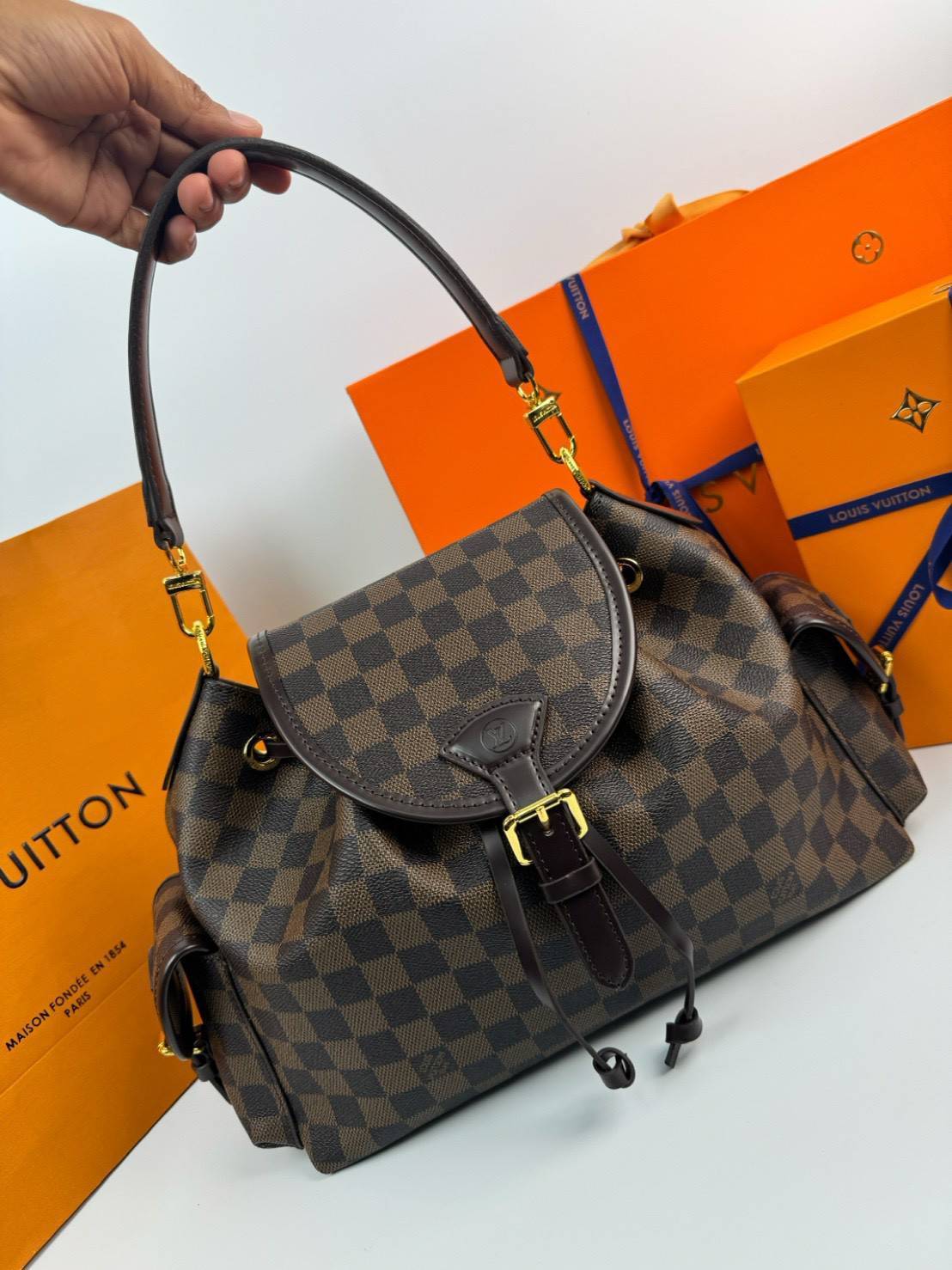 ORI หนังแท้ | LV Odyssee bag Damier Canvas กระเป๋าสะพายดีไซน์ใหม่ คอลเลกชันประจำฤดูกาล Pre-Fall 2025 ออกแบบมาเพื่อเชิดชูมรดกล้ำค่าที่สืบทอดจากรุ่นสู่รุ่น ดีไซน์ทันสมัยใช้งานได้ทุกวัน