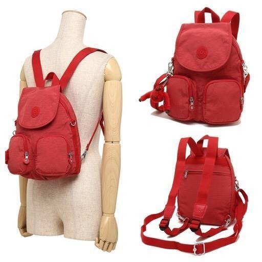 Kipling Basic Firefly Up Small Backpack กระเป๋าเป้/ สะพายข้าง 2 way วัสดุ Polyamide 100% เปิดปิดด้วยตัวล็อค 2 ชั้น มีช่องใช้งานหลายช่อง รวมถึง ช่องซิปด้านหน้า มาพร้อมสายสะพายอีก 1 เส้น ด้านหลัง มีช่องสำหรับเก็บสายเป้ ปรับเปลี่ยนเป็นสะพายไหล่ พร้อมพวงกุญแจ