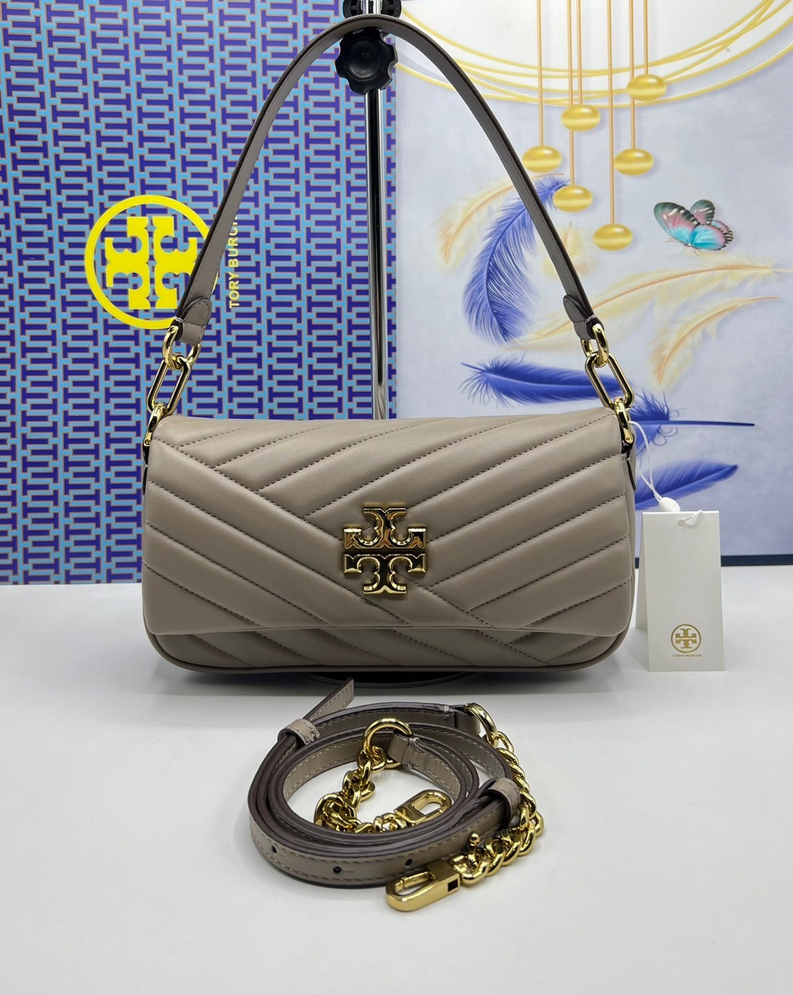 Tory Burch Kira Chevron Flap Small Shoulder Bag กระเป๋าสะพายดีไซน์รูปทรงคลาสสิค ดูผู้ดีหรูหรา เกรดออริ สลับแท้ 1:1 ใช้งานต่างประเทศได้