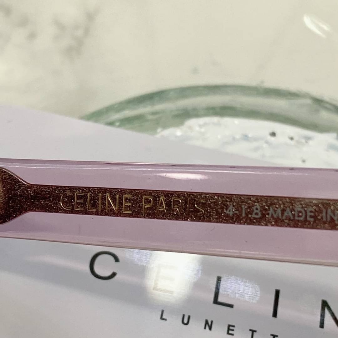 แว่นตาลิซ่า Celine Sunglass เกรดท็อปออริ 1:1 สลับแท้ เกรดดีสุด ใช้งานต่างประเทศได้ มาพร้อมกระเป๋าใส่แว่นปักลายซีลีน