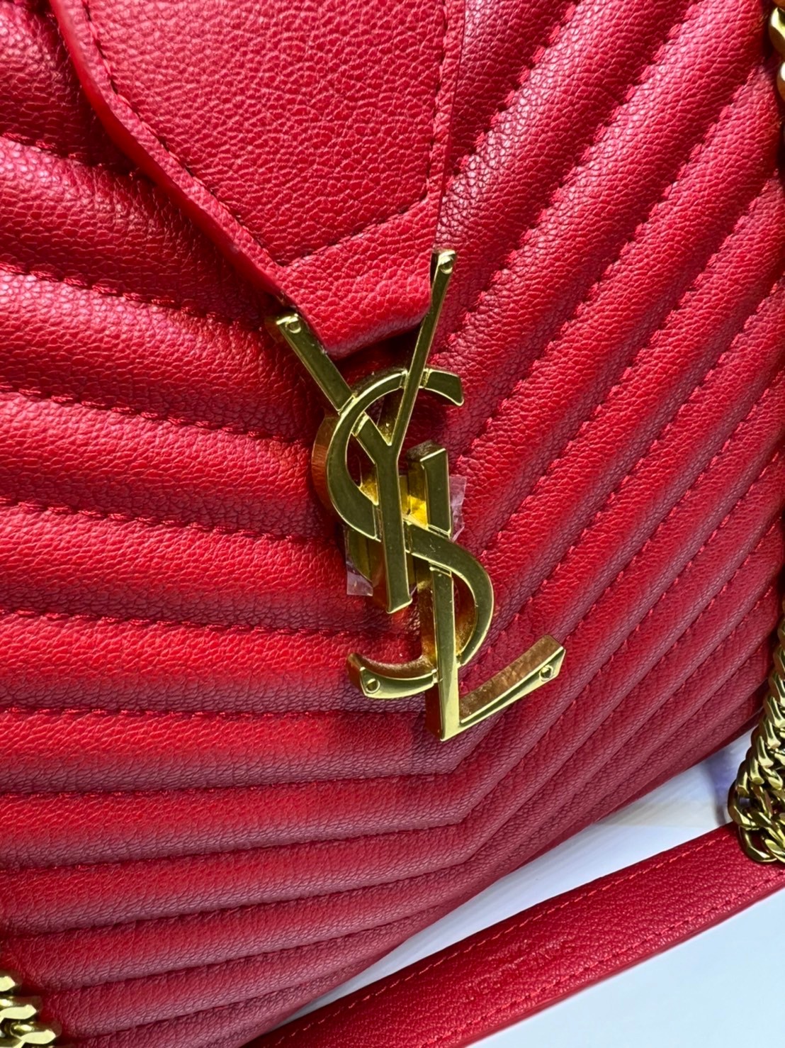 หนังแท้ Saint Laurent YSL Monogram Shopping Large Tote Bag กระเป๋าทรงช้อปปิ้งใบใหญ่ จุของได้เยอะ ภายในแบ่ง 2 ช่อง พร้อมซิปช่องกลาง ภาพสินค้าถ่ายจากงานขายจริง ใช้งานต่างประเทศได้