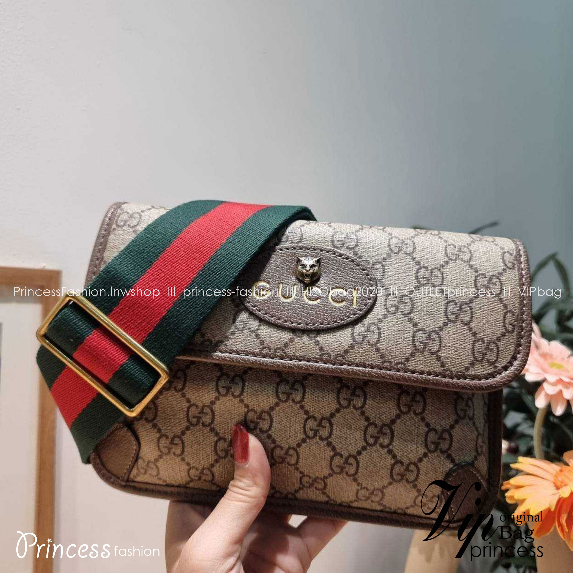 GG NEO VINTAGE GG SUPREME BELT BAG ฮอตฉ่ำๆ กับกระเป๋าคาดอกรุ่นคลาสสิค ดีไซน์เท่ หรู สไตล์สปอร์ต ขนาดกำลังดี พกพาง่าย คาดไปไหนก็ได้สบายๆ ปรับคาดได้หลากหลาย