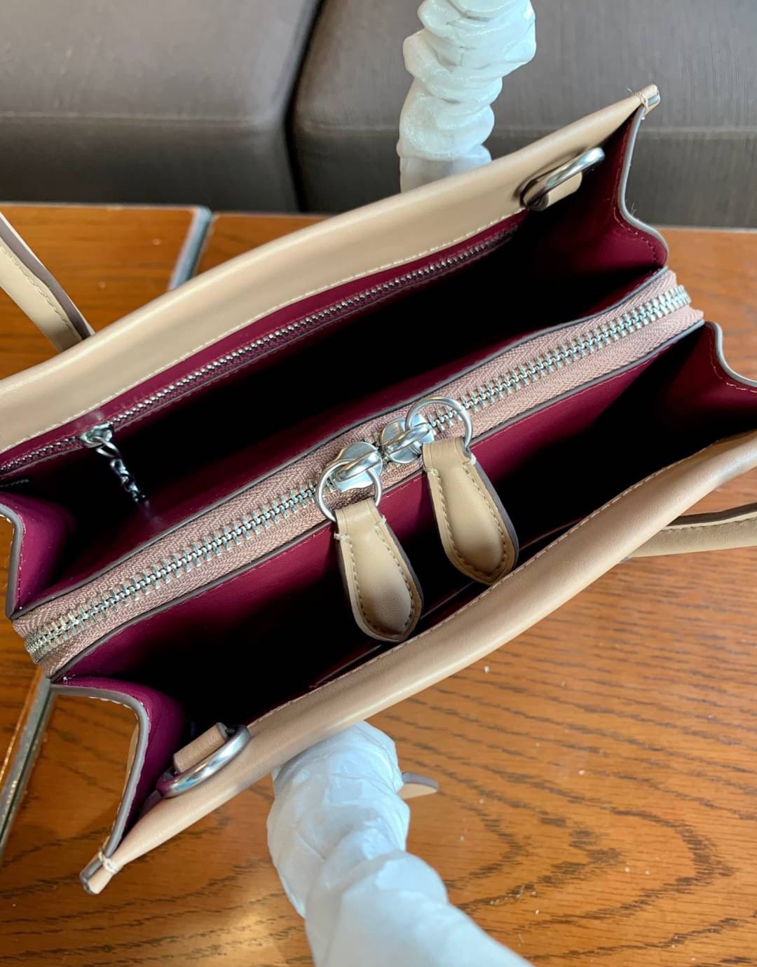 Limited Edition COACH Cashin Carry Tote Pebble Leather ((735//733//737))