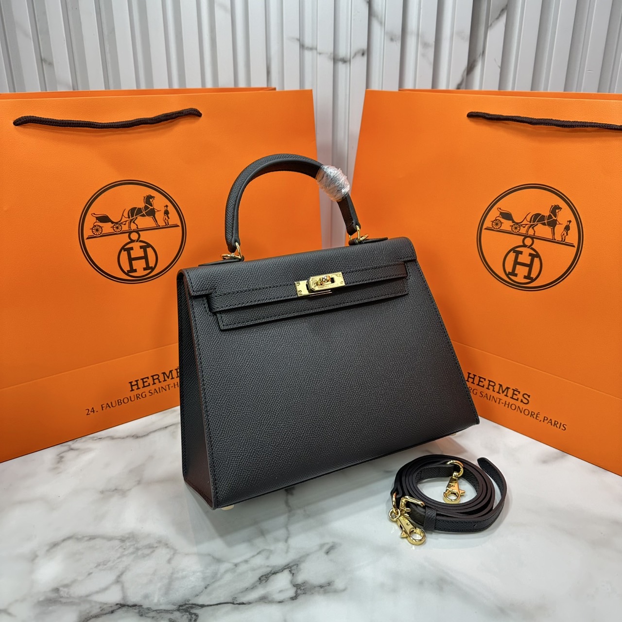 ORI หนังแท้ | Hermes Kelly 25cm / 28cm กระเป๋าสะพายที่สุดแห่งหรูหราลัคชู นิยามของความสง่างามเหนือกาลเวลา แบรนด์เนมในฝัน งดงามดั่งเจ้าหญิง