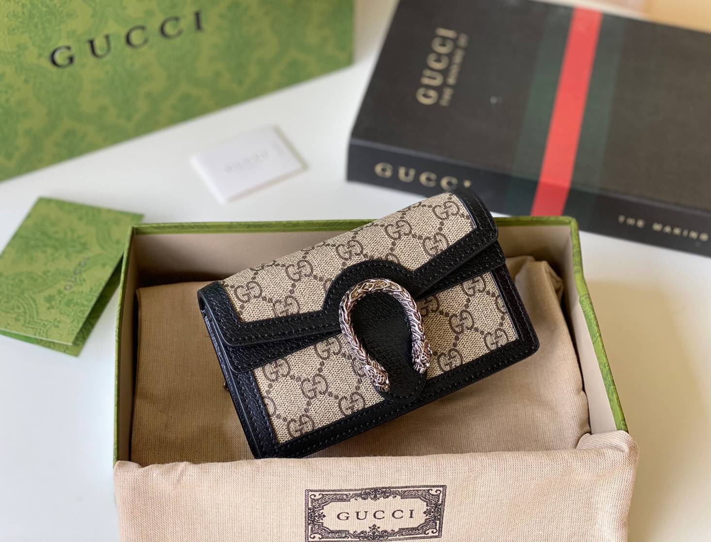 หนังแท้ GUCCI Dionysus mini bag / GG Shoulder bag / GG Denim Dionysus พร้อมส่งที่ไทย กระเป๋าสะพายข้างหนังแท้ เกรดหนังคุณภาพดียิ่งใช้หนังยิ่งสวย โทนสีน่าใช้มากก มาในดีไซน์คลาสสิคเรียบหรูเข้ากับทุกลุ๊คแบบไม่มีเอ้าท์ พร้อมส่งที่ไทย ภาพสินค้าถ่ายจากงานขายจริง