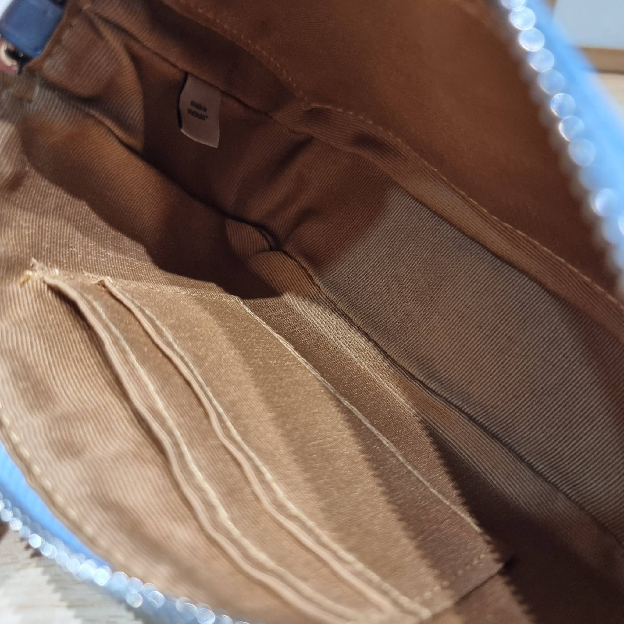 COACH Nolita 15 In Signature Chambray CI027 พร้อมส่ง คอลเลคชั่นใหม่ น่ารักน่าใช้ ในสไตล์คลาสสิค กระเป๋าทรงพอชขนาดมินิ สาวๆเห็นใบจริง ยังไงก็ต้องหลงรักไอเท็มนี้แน่นอนจ้า