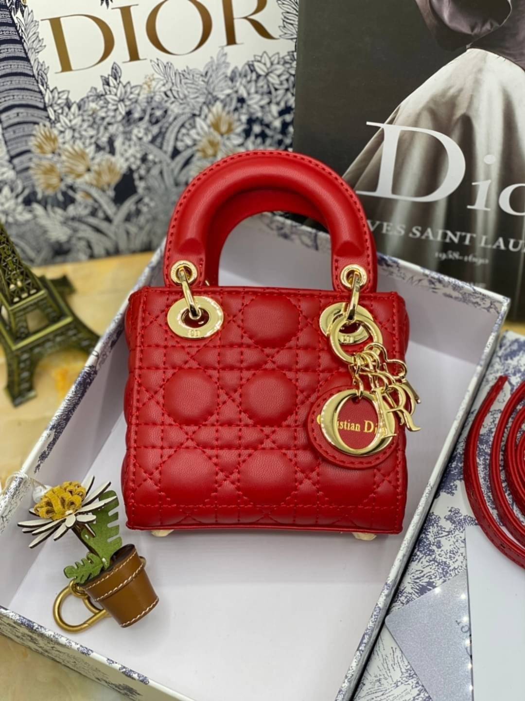 VIP 】หนังแท้ CHRISTIAN DIOR MICRO LADY DIOR BAG Cannage Lambskin