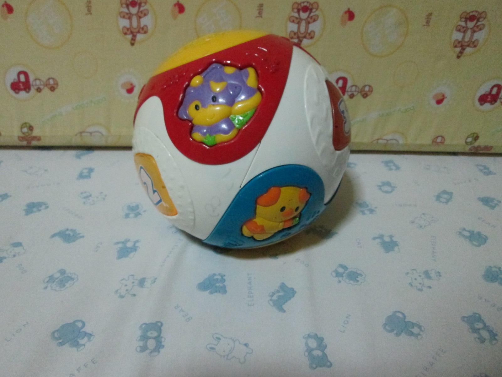 Vtech Move and Crawl Ball บอลชวนคลาน (ของเล่นมือสอง)
