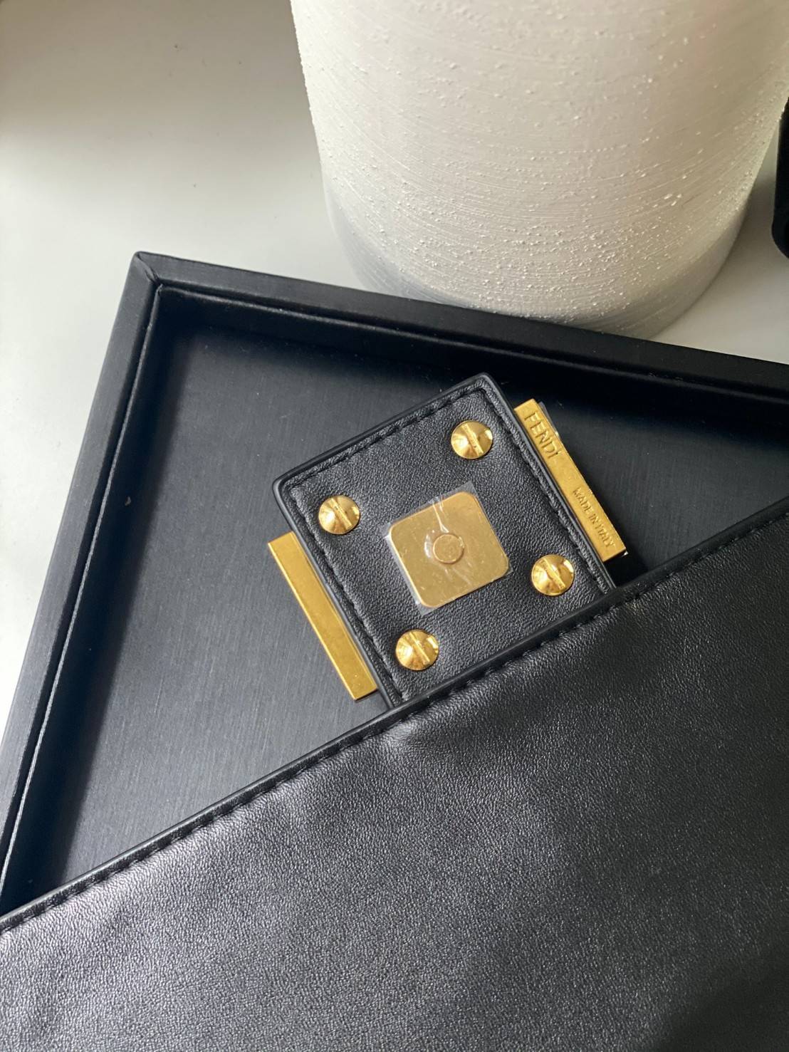 พรีเมี่ยมกิ๊ฟแท้ 100% 】หนังแท้ FENDI Baguette Shoulder Bag จุของได้เยอะมากก