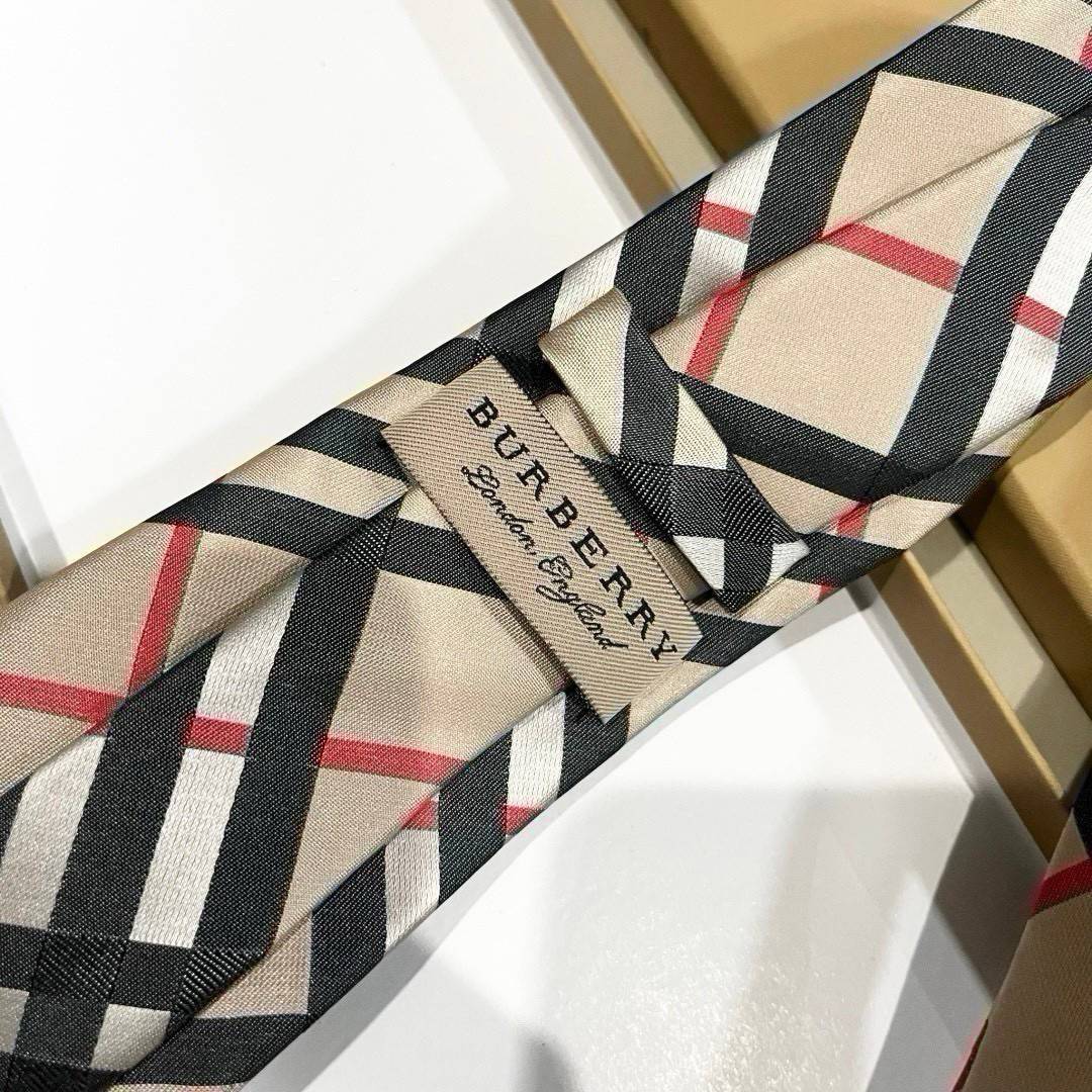 TOP ORI | BURBERRY NECKTIE THE BEST QUALITY Check Silk Tie เกรดเทียบแท้เทพดีสุด เนคไทแบรนด์เนมเบอร์เบอรี่ ผ้าไหมอิตาลี่ทอละเอียด