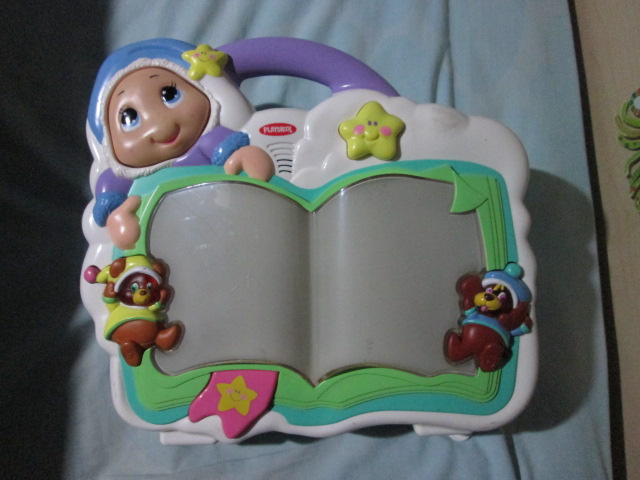 Hasbro Playskool 2003 Glow Worm Musical Lighted Crib Toy ของเล่นมือสอง
