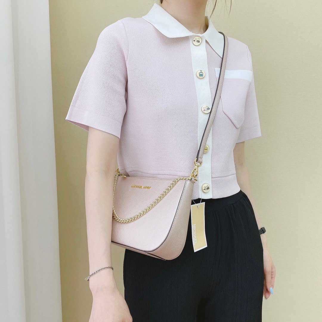 MICHEAL KORS SAFFIANO CROSSBODY BAG / MK Chain Pouchette Bag พร้อมส่ง 4 สี กระเป๋าสะพายข้าง ทรงสวย วัสดุหนัง SAFFIANO คุณภาพดี สวยอยู่ทรงแข็ง