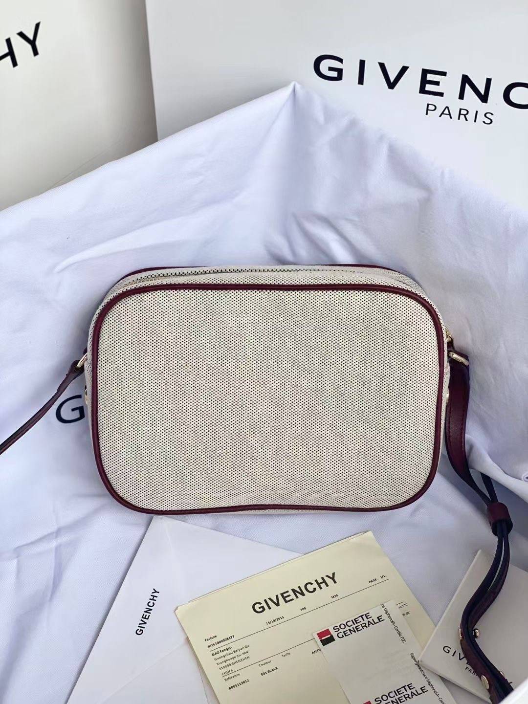 พรีเมี่ยมกิ๊ฟแท้ 100% 】พร้อมส่งที่ไทย ที่นี่ที่เดียว VIP gift Givenchy Bond solo bag หนังแท้ (black,red)