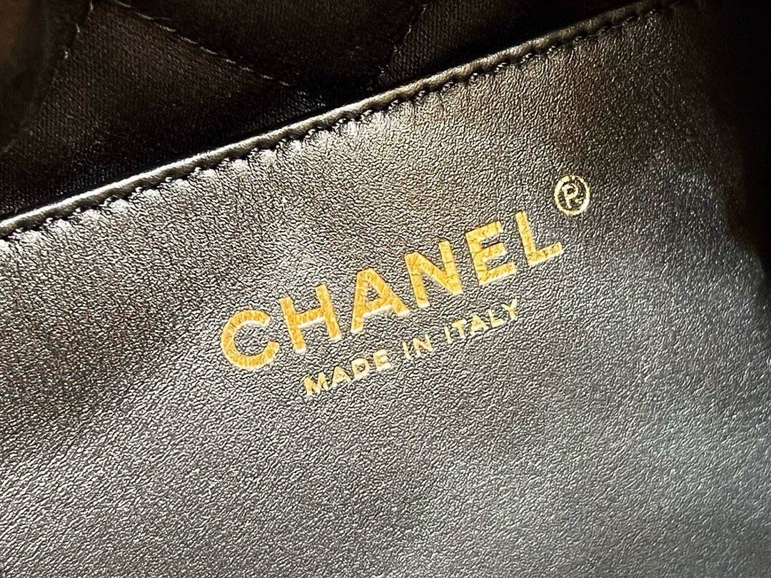 สลับแท้ CHANEL 22 MINI Handbag (Ori)VIP เทพ กระเป๋าสะพายหนังอิตาลีนำเข้างานเทียบแท้ เกรดดีสุด ผ่านทุก ตม. 🤍 งานสั่งตัด ท็อปวีไอพี สลับแท้ 1:1 ภาพถ่ายจากงานขายจริง ใช้งานต่างประเทศได้