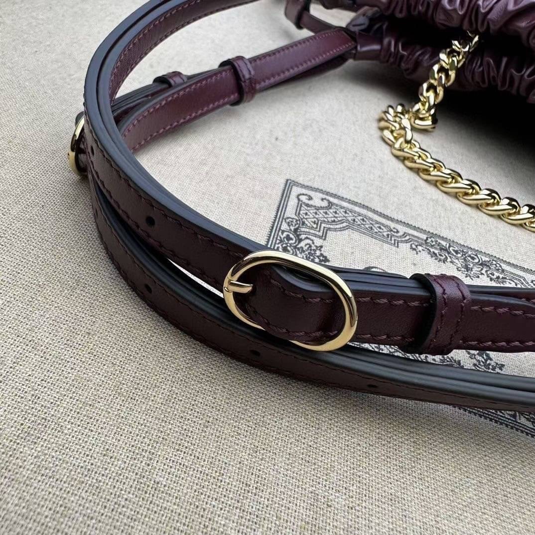 GUCCI MEDIUM QUILTED TOTE BAG / Gucci Hobo / Gucci Deco Medium Tote Bag พร้อมส่ง กระเป๋าสะพายใบใหญ่ หนังแท้ หนังสวย Interlocking G **สินค้าเกรดท็อปออริจินอลสลับแท้ 1:1 เกรดดีสุด