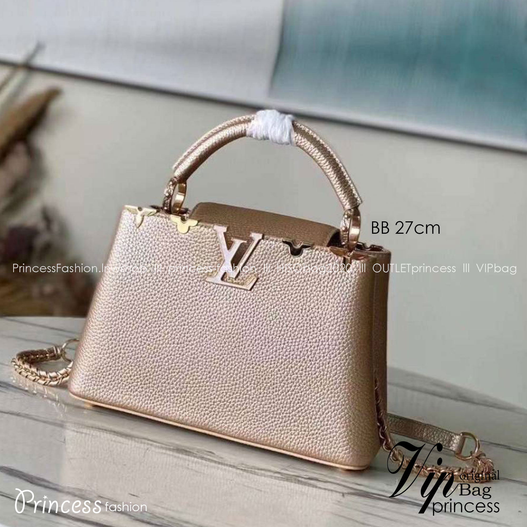 LV Capucines BB Gold Luxury Bag 27cm เกรดท็อปออริจินอล มีความละเอียดของเนื้องานมากที่สุด ปราณีตตรงปกทุกใบ ใช้สลับของแท้ได้ ใช้งานต่างประเทศได้ เข้าออกผ่านทุก ตม. สุดยอดเดอะเบสท์ไอเท็ม สวยหรู ผู้ดี หรูหรา ดูแพงมาแต่ไกล